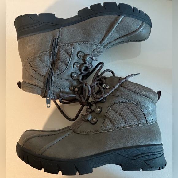 Easy Dry by Easy Street Stormy Waterproof Lace-Up Boots Gray Women’s 6.5M EUC - Picture 9 of 10